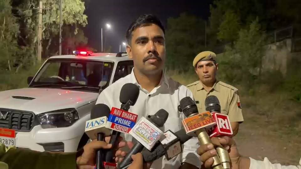 #जल्द_होगा_खुलासा__
#बडेसरा_जुड़वा_भाइयों_की_हत्या_प्रकरण_मामला_
#एसपी_ने_मिडिया_से_की_वार्ता__