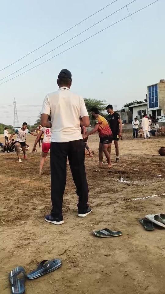 डेरोली जांट में कबड्डी मुकाबला
