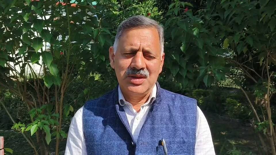 *20 करोड़ से निर्मित हो रही करलोटी-कपाहड़ा पेयजल योजना का कार्य अंतिम चरण में: राजेश धर्माणी*
*घुमारवीं विस क्षेत्र की 11 ग्राम पंचायतों की लगभग 25 हजार आबादी होगी लाभान्वित*
*मल्यावर के पास सतलुज नदी से उठाया जा रहा पानी, योजना की टेस्टिंग का कार्य शुरू*
*पीडब्ल्यूडी विश्राम गृह घुमारवीं में जन समस्याएं सुनने के दौरान बोले तकनीकी शिक्षा मंत्री*
*