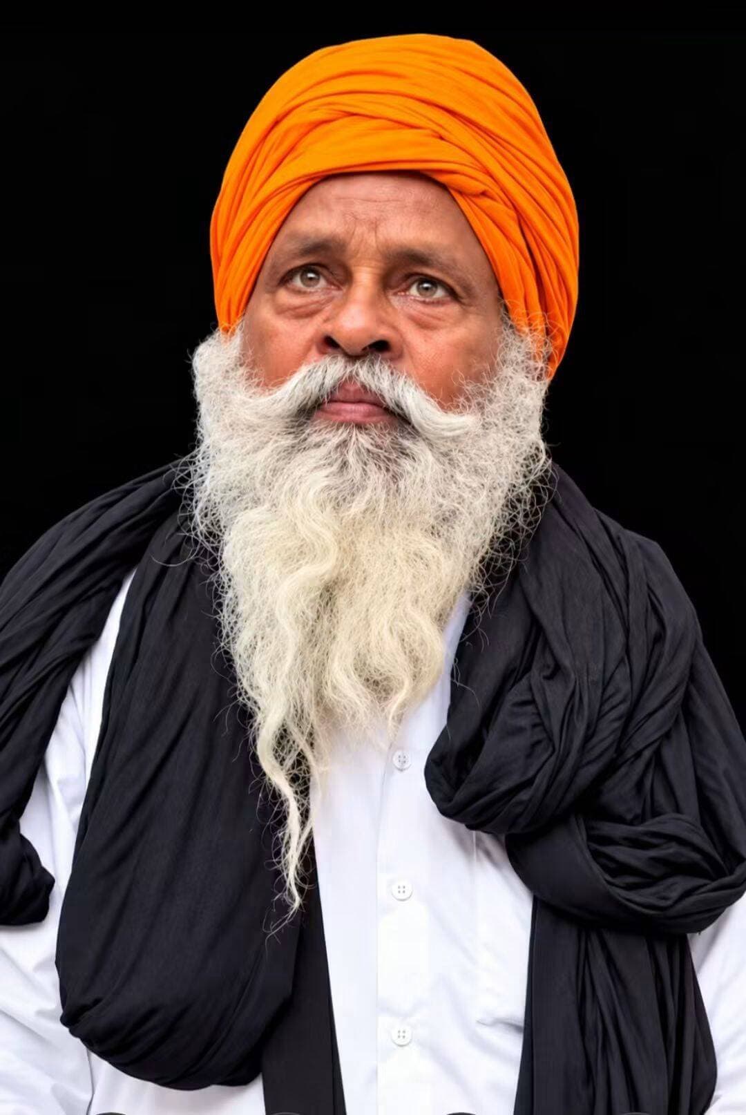 ਪੰਜਾਬ ਸਰਕਾਰ ਵੱਲੋਂ ਸੀਬੀਆਈ ਜਾਂਚ ਦੀ ਮੰਗ ਮੰਨ ਲੈਣ ਤੋਂ ਬਾਅਦ ਵੀ ਐਕਸ਼ਨ ਕਮੇਟੀ ਤੇ ਪਰਵਾਰ ਸਸਕਾਰ ਕਰਨ ਲਈ ਨਹੀਂ ਹੋਏ ਰਾਜ਼ੀ। ਰਹਿੰਦੀਆਂ ਮੰਗਾਂ ਵੀ ਪੂਰੀਆਂ ਕਰਨ ਦੀ ਮੰਗ !!!!