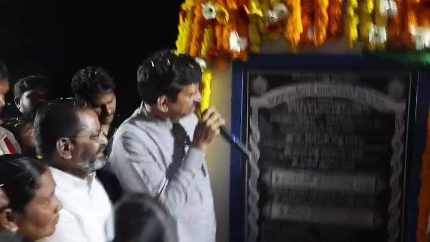 ఇల్లందు: ఇల్లందులో అభివృద్ధి పనులకు శ్రీకారం చుట్టిన మంత్రి పొంగులేటి శ్రీనివాస రెడ్డి