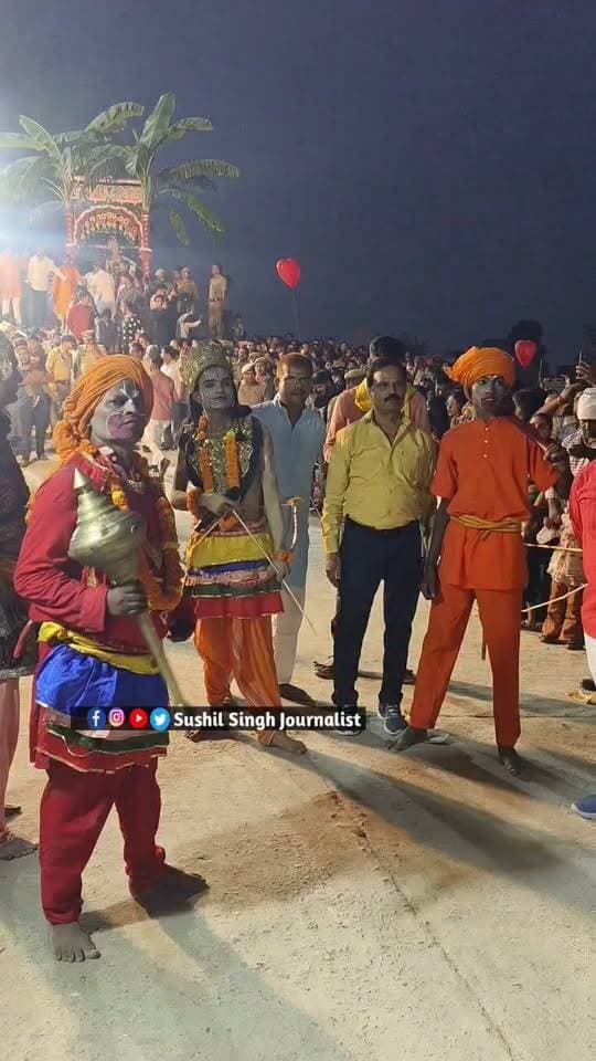 मऊ के दसई पोखरा में इस तरह से हुआ रावण दहन
#maunews #MAU #maupolice #ravandahan #ramlila