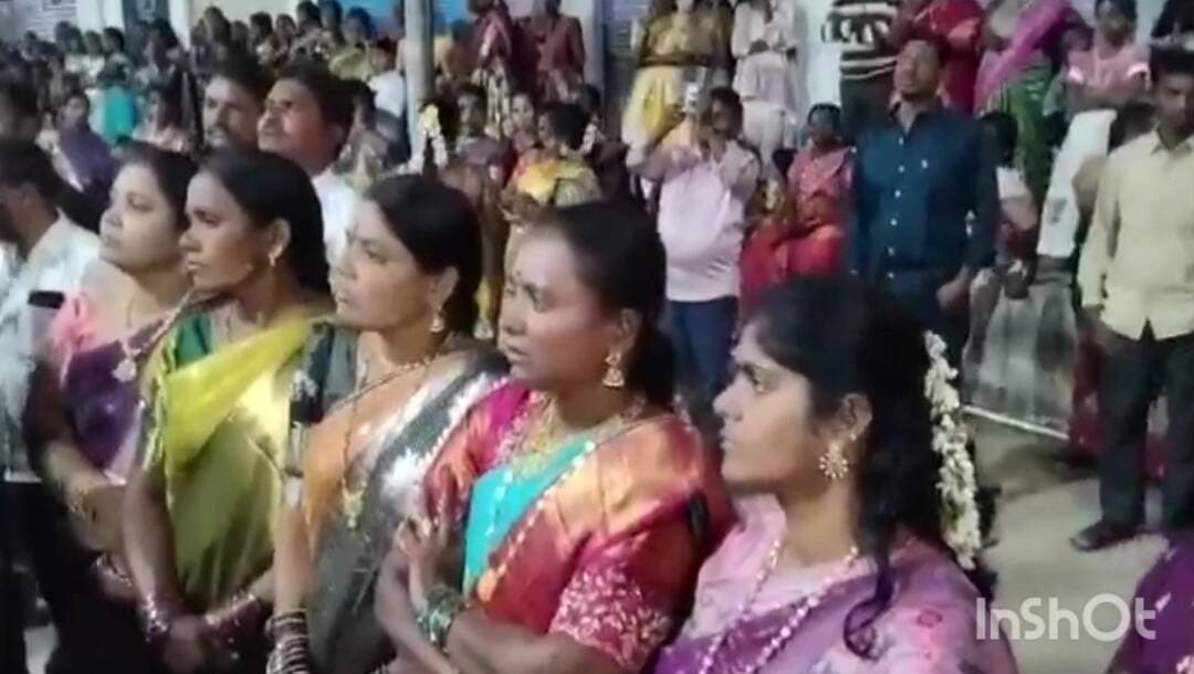 రామాయంపేట్: రామాయంపేటలో ఘనంగా విజయదశమి వేడుకలు: జెండా ఆవిష్కరించిన మున్సిపల్ చైర్పర్సన్