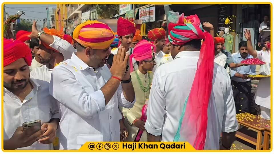 शिव विधायक रविन्द्र सिंह भाटी पर भाजपा नेता स्वरूप सिंह खारा ने बरसाए फूल...
Swaroop Singh Khara Ravindra Singh Bhati