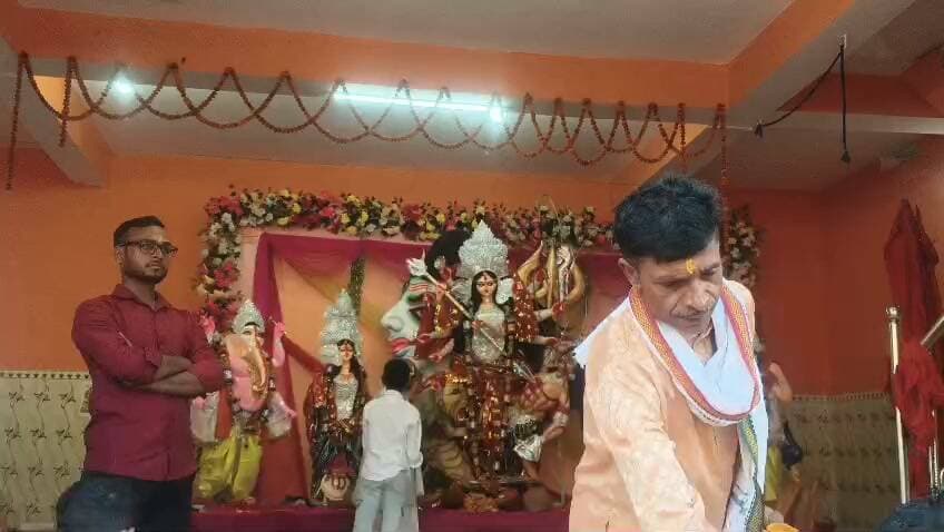 झिकटीया मे दशहरा के नजारा