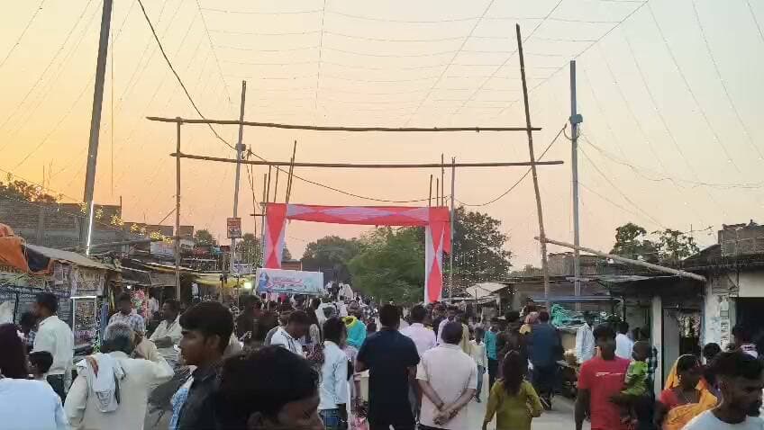 मनिका में दशहरा का नजारा