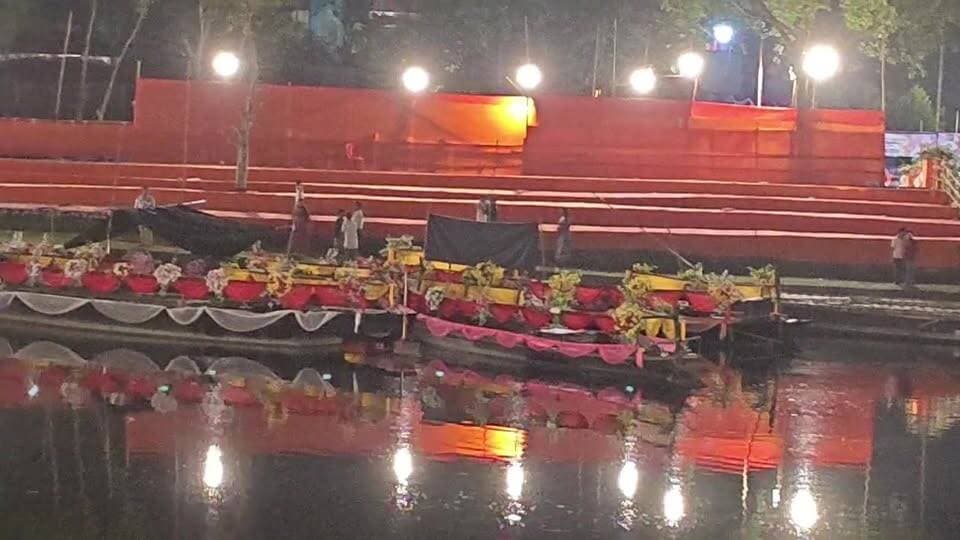 সুটুঙ্গার ঘাটে জোরকদমে চলছে শেষ মুহুর্তের প্রস্তুতি