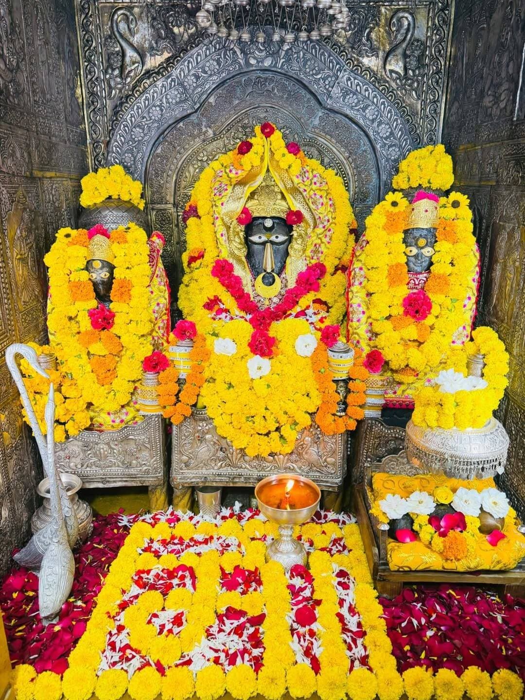 ॐ ह्लीं बगलामुखि सर्वदुष्टानां वाचं मुखं पदं स्तम्भय जिह्वां कीलय बुद्धिं विनाशय ह्रीं ॐ स्वाहा । <nis:link nis:type=tag nis:id=jaimatadi nis:value=jaimatadi nis:enabled=true nis:link/> <nis:link nis:type=tag nis:id=godsplan nis:value=GodsPlan nis:enabled=true nis:link/> <nis:link nis:type=tag nis:id=godisfaithful nis:value=Godisfaithful nis:enabled=true nis:link/> <nis:link nis:type=tag nis:id=loveyourselfalways nis:value=loveyourselfalways nis:enabled=true nis:link/>