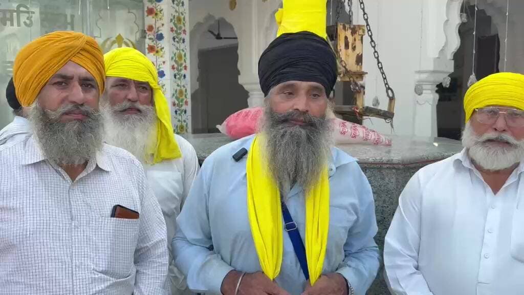 ਸੁਲਤਾਨਪੁਰ ਲੋਧੀ: ਗੁਰਦੁਆਰਾ ਖੂਹ ਸਾਹਿਬ ਵਿਖੇ ਨਿਸ਼ਾਨ ਸਾਹਿਬ 'ਤੇ ਫਸੇ ਸੇਵਾਦਾਰ, 5 ਘੰਟੇ ਬਾਅਦ ਮਿਲੀ ਸਫਲਤਾ