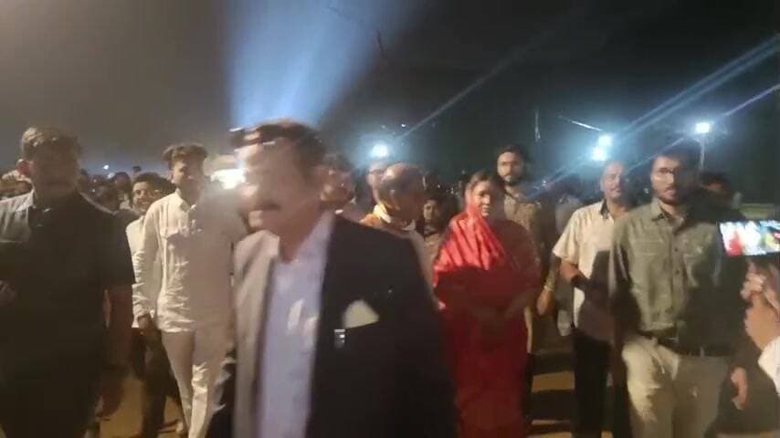 ଜୟପୁର: ଜୟପୁର ଦଶହରା ପଡ଼ିଆରେ ଧୁମଧାମରେ ପାଳିତ ହେଲା ରାବଣ ପୋଡ଼ି ଉତ୍ସବ