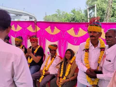 केशोरायपाटन: हाड़ौती ऑटो यूनियन ने हलवा प्रसाद वितरण कर जनप्रतिनिधियों का जताया आभार