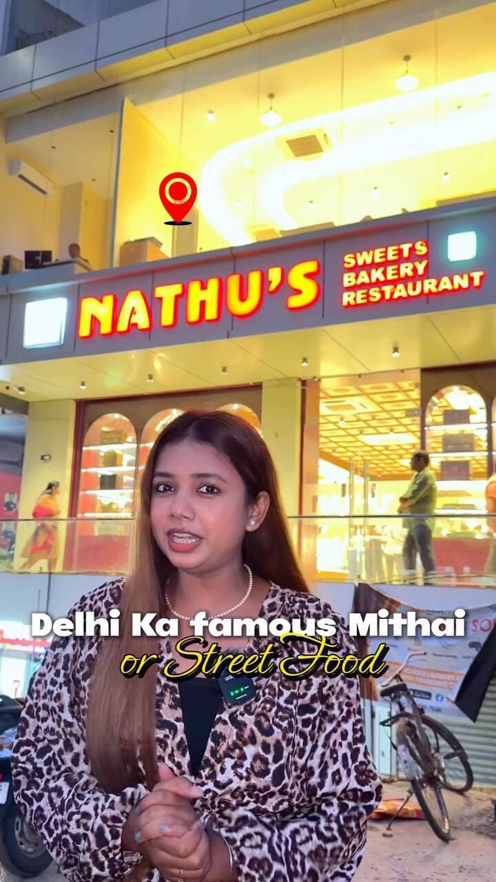 comment mai btaye Aap yaha ka viral taste try kiye hai?
📌NATHU's SWEETS
saraidhella beside emporium mall Dhanbad
#dhanbad #jharkhand #reels #delhifood #reelsinstagram