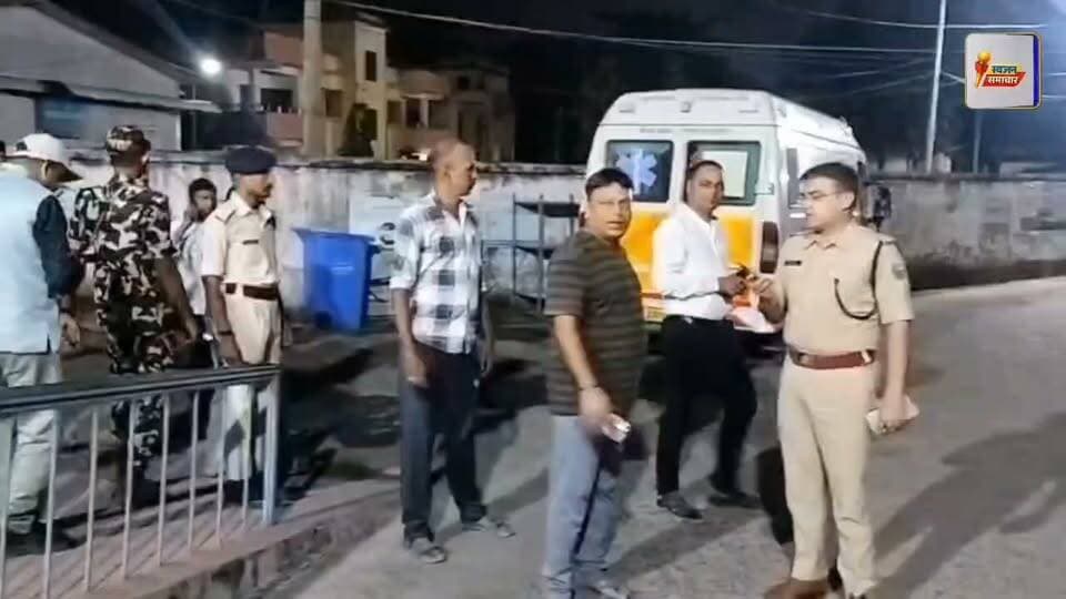 दो नावों की टक्कर के बाद किऊल नदी में पलटी नाव, 25 मजदूर थे सवार । फिर आई राहत की खबर।
#KiulRiver #Lakhisarai #Suryagarha #MedniChowki #BreakingNews #BiharNews #BoatAccident #KiulNadi #खावा_गांव #नाव_हादसा #लखीसराय #सूर्यगढ़ा #स्वजन_समाचार #BiharBreakingNews #LatestNews