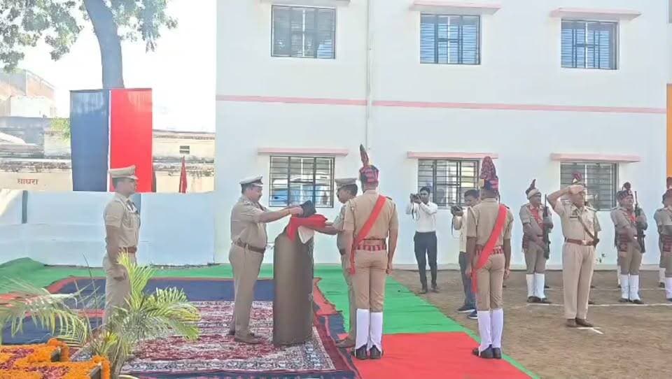पुलिस स्मृति दिवस पर शहीद पुलिसकर्मियों को किया नमन, कर्तव्य और बलिदान को किया याद
आजमगढ़
https://abckhabar.in/?p=9083