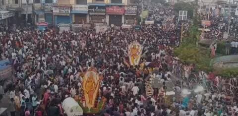 మచిలీపట్నం దక్షిణం: మచిలీపట్నం కోనేరు సెంటర్లో కిక్కిరిసిన శక్తి పటాల ఉత్సవం!