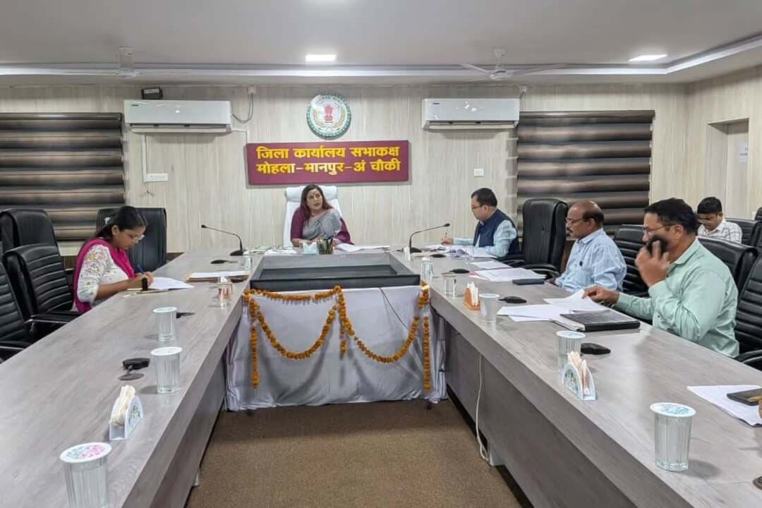 कलेक्टर श्रीमती तनुजा सलाम ने ली जिला निर्माण समिति की बैठक, निर्माण कार्यों में तेजी लाने एवं गुणवत्ता सुनिश्चित करने के दिए निर्देश
- अधोसंरचना विकास जिले के विकास की पहली प्राथमिकता–कलेक्टर
- 15 दिवस के भीतर कार्य प्रारंभ नहीं करने वाले ठेकेदारों पर होगी कार्रवाई
#mmacdistrict_cg #chhattishgarh
@chhattisgarhcmo @dpr.chhattisgarh