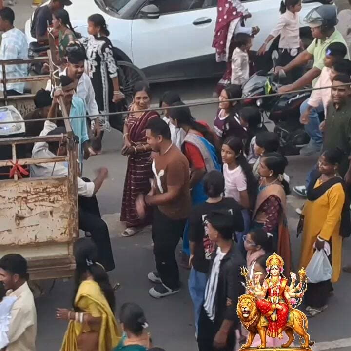 ♦️অসত্যৰ ওপৰত সত্যৰ জয়ৰ প্ৰতীক এই বিজয়া দশমী। ♦️সোণাৰিত উলহ-মালহেৰে বিজয়া দশমী উদযাপন।