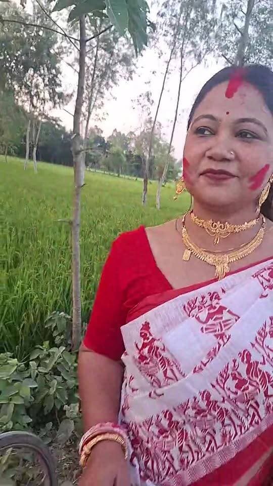 কালিয়াগঞ্জ ভান্ডার জননী মহিলা সমিতির পক্ষে বিসর্জনের শোভাযাত্রা