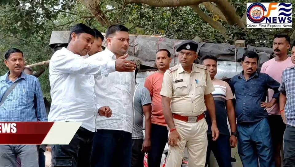 প্রতিমা নিরঞ্জনে শান্তিপুরের গঙ্গার ঘাটে এ কী কড়া ব্যবস্থা! সিসিটিভি ও পুলিশের নজরদারি, খতিয়ে দেখলেন এসডিও!
#আমারশহরেরদৈনিকসংবাদ #শান্তিপুর #প্রতিমানিরঞ্জন #বিজয়াদশমী #নদীয়া #AmarShohorerDainikSongbad #ShantipurNews #BijoyaDashami #PratimaNiranjan #BiswarjanGhat #NadiaAdministration #RanaghatSDO #CCTVControl #NadiaNews #LocalNewsUpdates