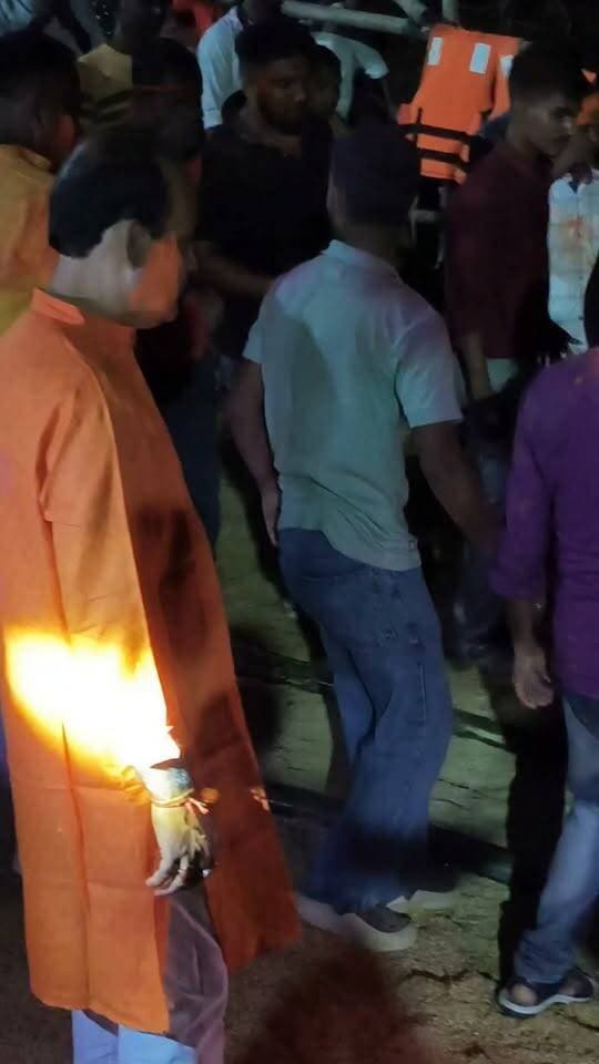 ছলিগ্রাম বিসর্জন ঘাটে কালাইন কাচাকান্তি কালীবাড়ি দূর্গা পূজা কমিটির দূর্গা প্রতিমা বিসর্জন