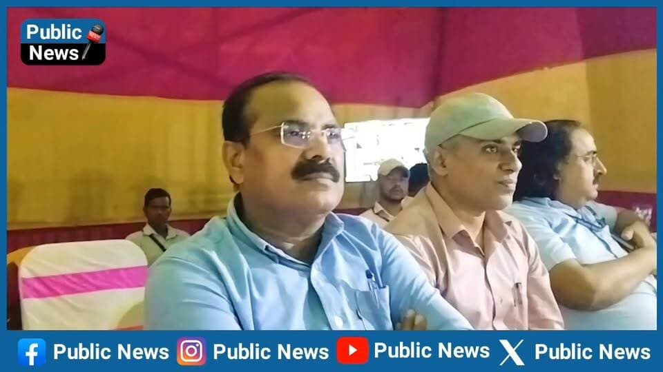 सासाराम के बस्ती मोड़ के पास एडीएम से लेकर एसडीएम तक मौजूद,भारी संख्या में तैनात की गई पुलिस