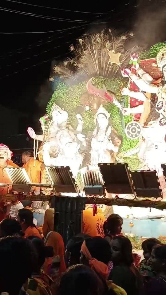 मां दुर्गा प्रतिमा विसर्जन शोभायात्रा में शहर के धनकुट्टीपुरा Best Night Dj D J Anand का कोई भी डीजे वालो के लिये ओपन चैलेंज ध्यान से देखिए लाइव में अलाउंस करते हुये ।