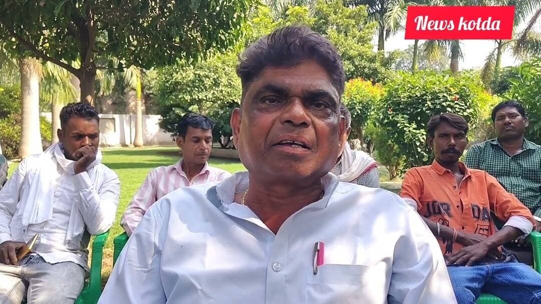 उदयपुर जिला परिषद के वार्ड नंबर 7 से भाजपा के उम्मीदवार मुरारीलाल बुम्बरिया को कमल के चिह्न पर.....