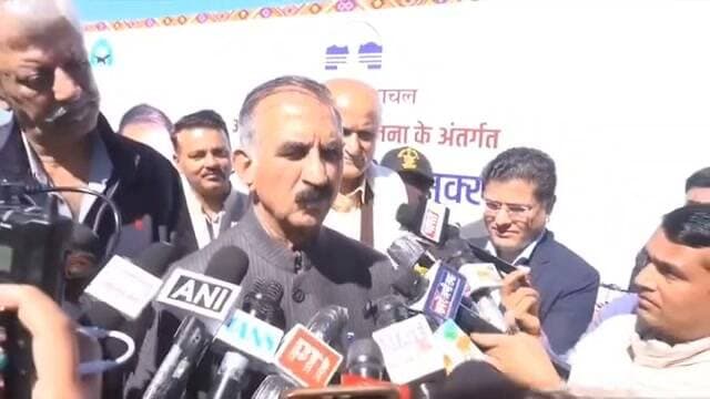सीएम सुक्खू बोले: कांग्रेस छोड़कर गए विधायकों को पार्टी वापस लेना ही नहीं चाहती, उनसे बात क्या करेगी?
मैं तो कहता हूँ, जिनका और इंटरेस्ट है, वे भी चले जाएं।