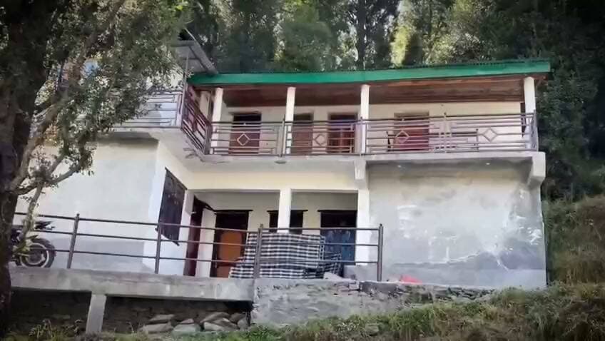 मुख्यमंत्री के भरमौर के होली दौरे को लेकर क्या कुछ कहा स्थानीय लोगों व स्कूल के बच्चों ने सुनिए