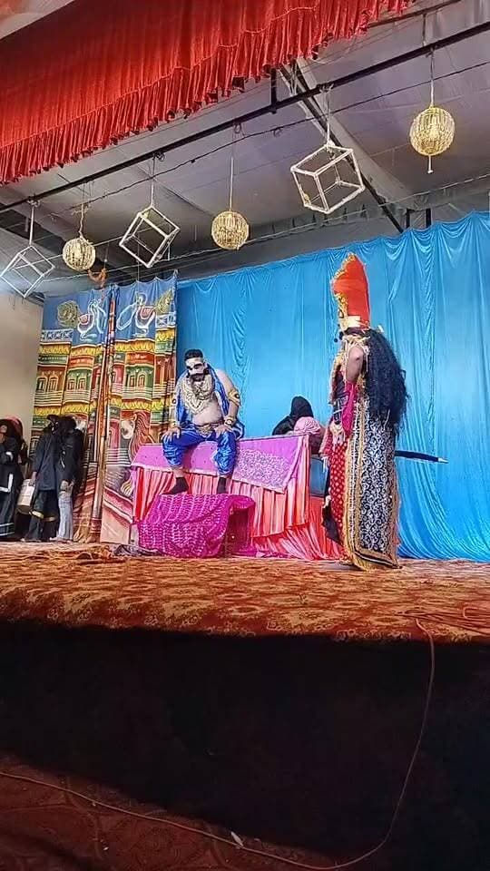 श्री रामलीला अभिनय समिति कानिया से लाइव
#Ramnagar #uttrakhand #nainital