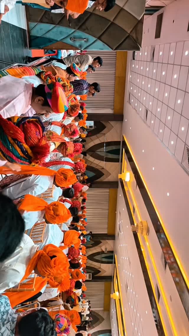 Dahod Rajput Samaj ki ore se Veer Shiromani Maharana Pratap Ji ke grand smarak aur pratima ka shavshandar anavaran (reveal)! 🚩 Bike rally, kesariya safa aur shandar fireworks ke saath is aitihasik pal ka jashn dekhein. Jai Maharana! 🙏🚩
#maharanapratap
#DahodRajputSamaj
#rajputana
#maharanapratapsmarak
#dahod