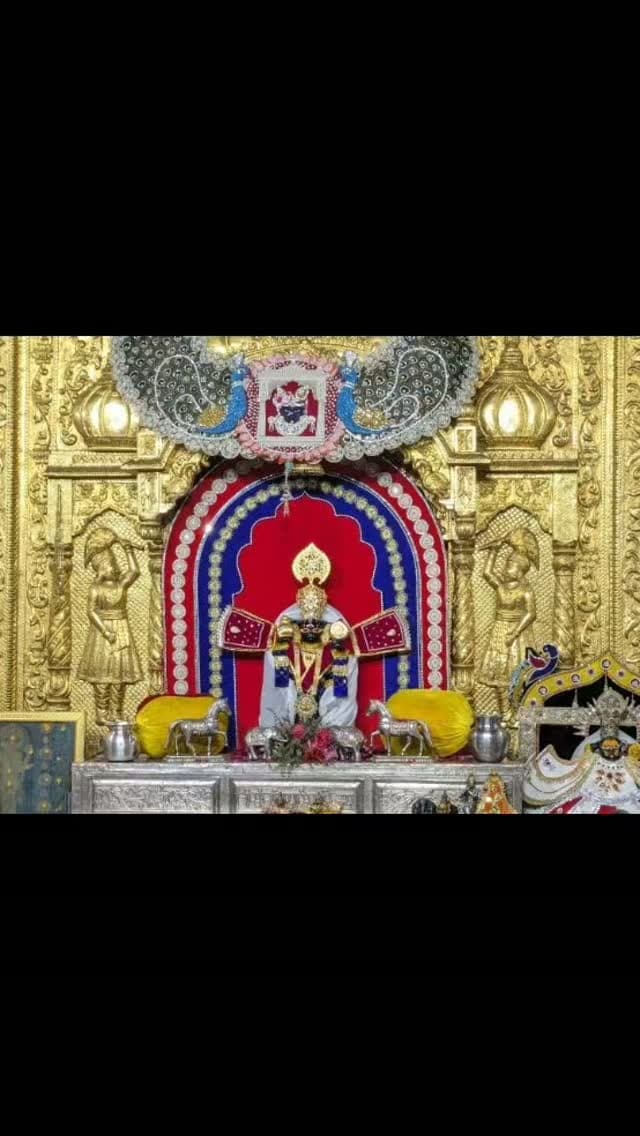 🙏 श्री सांवरिया सेठ जी मंगला आरती दर्शन 🙏
🌹 आज दिनांक 22 अक्टूबर 2026, गुरुवार 🌹
🙏 जय श्री सांवरिया सेठ जी 🙏
राम राम सा! 🙏❤️
श्री सांवरिया सेठ जी के पावन मंगला आरती दर्शन कर अपने दिन की मंगल शुरुआत करें। सेठ जी की कृपा सभी भक्तों पर बनी रहे, हर घर में सुख-समृद्धि आए और सभी की मनोकामनाएं पूर्ण हों। 🙏✨
बोलो श्री सांवरिया सेठ जी की जय! 🚩
#श्रीसांवरियासेठ #मंगला_आरती_दर्शन #आजकेदर्शन #जयश्रीसांवरियासेठ #HelloChittorgarh रामरामसा