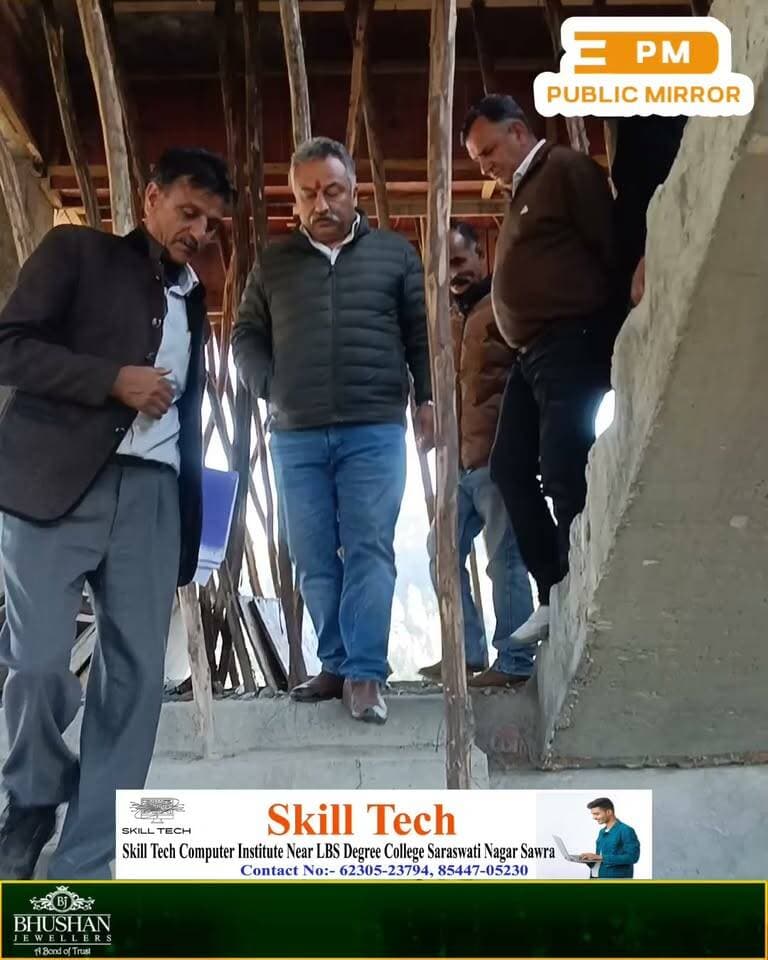शिक्षा मंत्री रोहित ठाकुर ने राजकीय वरिष्ठ माध्यमिक विद्यालय शरौंथा में निर्माणाधीन स्कूल भवन का निरीक्षण कर कार्य की प्रगति का जायजा लिया।