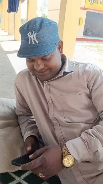 #तिलहर .....
#गौरक्षक वनाम #सरकारी गौशाला संचालक।
#गोली ..?