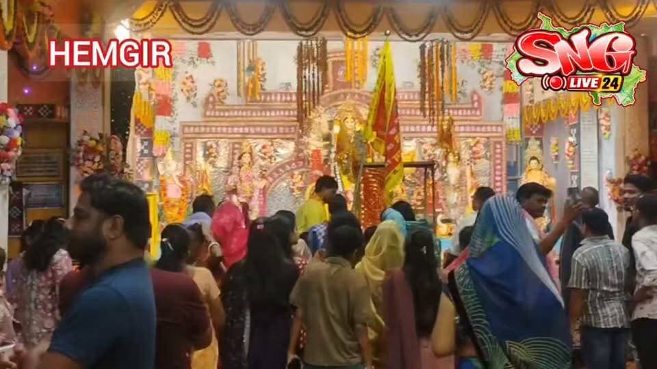 ହେମଗିରିରେ ଧୁମ୍ଧାମରେ ପାଳିତ ହେଲା ଦଶହରା, ରାବଣ ପୋଡ଼ି ଦେଖିବାକୁ ଜମିଲା ହଜାର ହଜାର ସଂଖ୍ୟାରେ ଭିଡ଼।#Hemgir #Dussehra #RavanaDahan #Sundargarh #OdishaNews #Vijayadashami #SundargarhUpdateLive