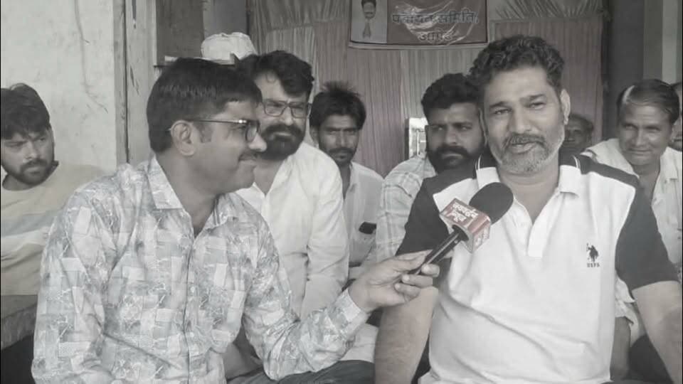 अर्जुनसिंह देवरिया ने विधायक सुरेन्द्रसिंह राठौड़ पर साधा निशाना, चुनाव में जीत का किया दावा
.
#Rajsamandnews #Jaivardhannews