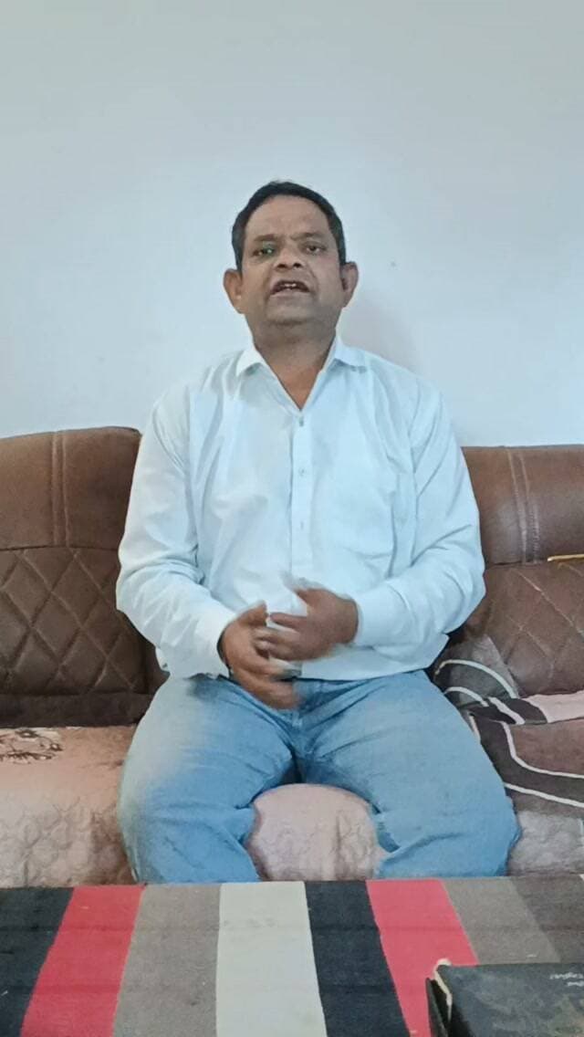 समाजसेवी दिनेश चंद्र अहारी ने क्षेत्र की जनता से शांतिप्रिय और सोच समझ करके अपने मत का इस्तेमाल करने हेतु विनम्र की अपील।