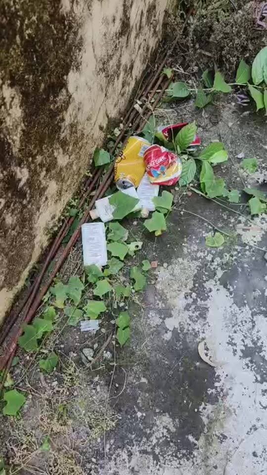 #haridwar : हरिद्वार के टीवी अस्पताल का बुरा हाल, 09:43 तक भी नहीं पहुंचे डॉक्टर, लोग आते हैं अपनी बीमारी ठीक करने लेकिन अस्पताल खुद नजर आ रहा बीमार : देखें वीडियो
Haridwar Stambh Vasudev