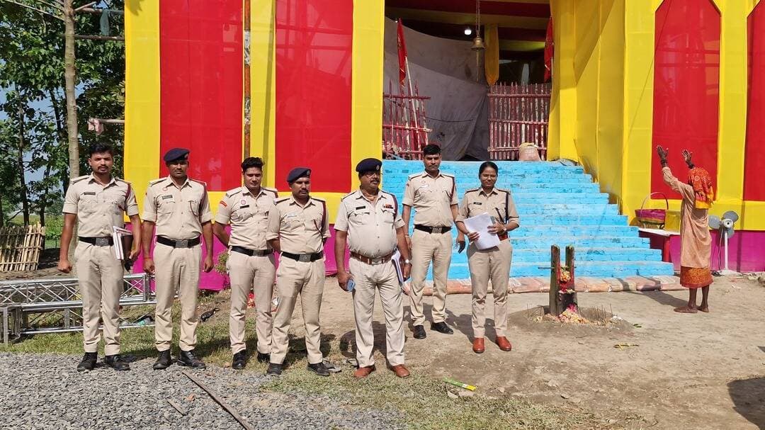 सहरसा में दुर्गा पूजा को लेकर अग्निशमन विभाग अलर्ट, Dy SP सीमा भारती ने कई पूजा पंडालों का किया निरीक्षण <nis:link nis:type=tag nis:id=saharsa nis:value=Saharsa nis:enabled=true nis:link/> <nis:link nis:type=tag nis:id=durgapuja2026 nis:value=DurgaPuja2026 nis:enabled=true nis:link/> <nis:link nis:type=tag nis:id=firesafety nis:value=FireSafety nis:enabled=true nis:link/> <nis:link nis:type=tag nis:id=biharnews nis:value=BiharNews nis:enabled=true nis:link/> <nis:link nis:type=tag nis:id=saharsanews nis:value=SaharsaNews nis:enabled=true nis:link/> <nis:link nis:type=tag nis:id=biharpolice nis:value=BiharPolice nis:enabled=true nis:link/> <nis:link nis:type=tag nis:id=firedepartment nis:value=FireDepartment nis:enabled=true nis:link/> <nis:link nis:type=tag nis:id=seemabharti nis:value=SeemaBharti nis:enabled=true nis:link/> <nis:link nis:type=tag nis:id=nauhatta nis:value=Nauhatta nis:enabled=true nis:link/> <nis:link nis:type=tag nis:id=simribakhtiyarpur nis:value=SimriBakhtiyarpur nis:enabled=true nis:link/> <nis:link nis:type=tag nis:id=saurbazar nis:value=SaurBazar nis:enabled=true nis:link/> <nis:link nis:type=tag nis:id=durgapujamela nis:value=DurgaPujaMela nis:enabled=true nis:link/> <nis:link nis:type=tag nis:id=festivalsafety nis:value=FestivalSafety nis:enabled=true nis:link/> <nis:link nis:type=tag nis:id=breakingnews nis:value=BreakingNews nis:enabled=true nis:link/> <nis:link nis:type=tag nis:id=ppnewskoshi nis:value=PPNewsKoshi nis:enabled=true nis:link/>