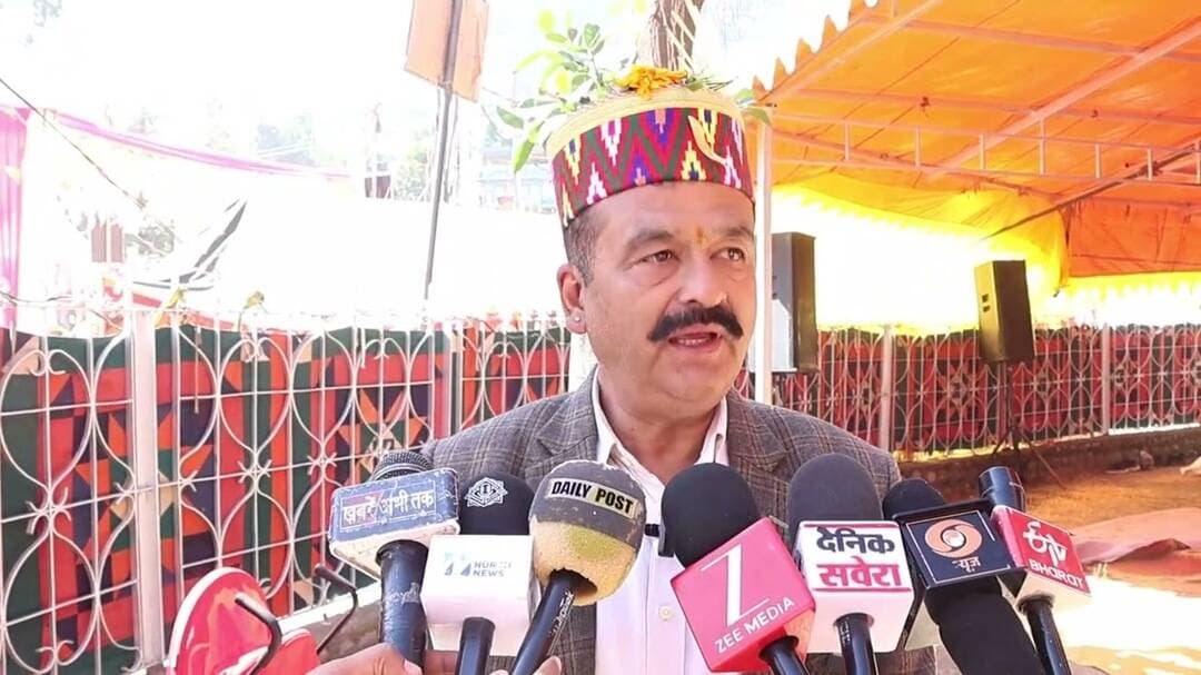 ढालपुर में भगवान रघुनाथ के दर्शन को पहुंच रहे हजारों श्रद्धालु
