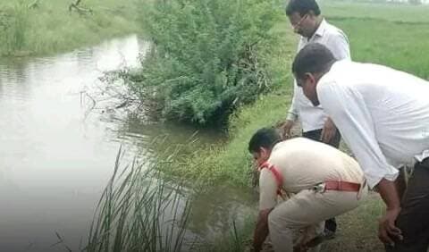 మచిలీపట్నం దక్షిణం: మచిలీపట్నంలో దారుణ హత్య: తల కోసం గాలిస్తున్న పోలీసులు