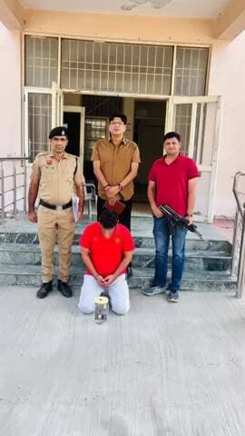रोहतक: रोहतक में अवैध हथियार सहित युवक गिरफ्तार, एक देशी पिस्तौल और 5 जिन्दा राउंड बरामद