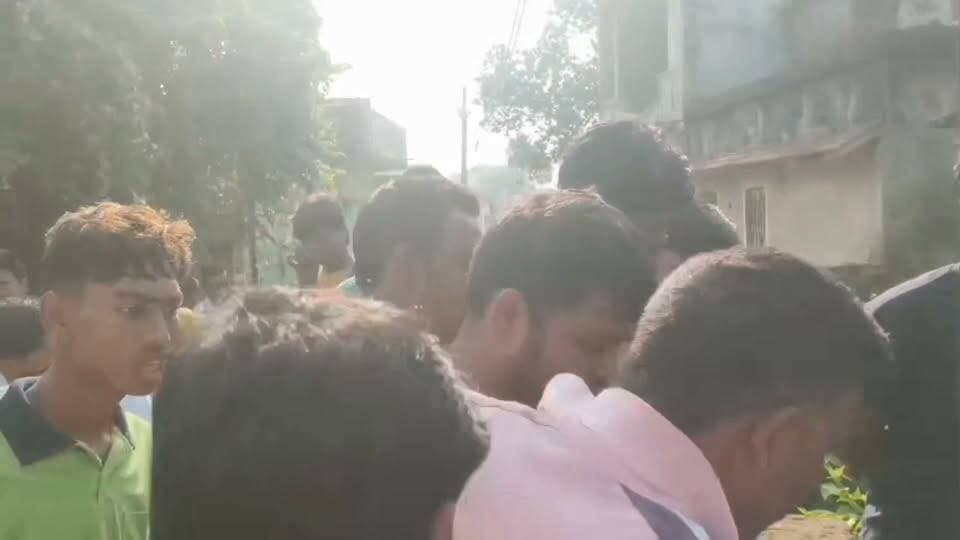 शादी शुदा प्रेमिका से मिलने पहुंचा कालियासोल का युवक बाग़सुमा गांव में ग्रामीणों ने पकड़ा मारपीट की सूचना से मचा हड़कंप