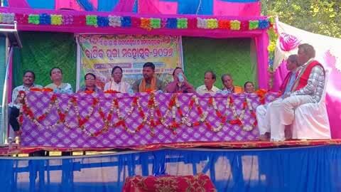 ପାଟଣାଗଡ: ଲଚ୍ଛିମାଲରେ କଲଙ୍ଗା ସମାଜର ବାର୍ଷିକ ଉତ୍ସବ: ଏସ୍ଟି ମାନ୍ୟତା ଦାବି କଲେ ସମାଜ