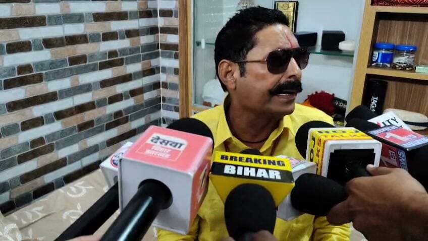 मोकामा विधायक अनंत सिंह बोले - जनता मालिक है, जनता भगवान है, हमारी जीत होगी