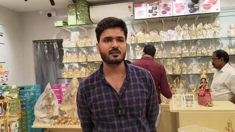আসন্ন লক্ষ্মীপুজোয় কেনাকাটা হোক "Rama মেটাল Store " আলিপুরদুয়ার। একমাত্র কাঁসা, পিতলের সেটা ঠিকানা। Location : হাটখোলা,দুর্গাবাড়ী মোড়,বড় বাজার।
#highlightseveryone
