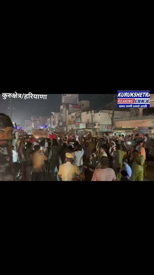 कुरुक्षेत्र - रात से लगे पावर कट के बाद मोहननगर में लोगो ने लगाया जाम Anil Vij Home Minister Haryana, India Nayab Saini
#PowerCut #बिजली_विभाग_हड़ताल #kurukshetra #viralpost #कुरुक्षेत्र #ब्रेकिंग #न्यूज 🙏🙏🙏