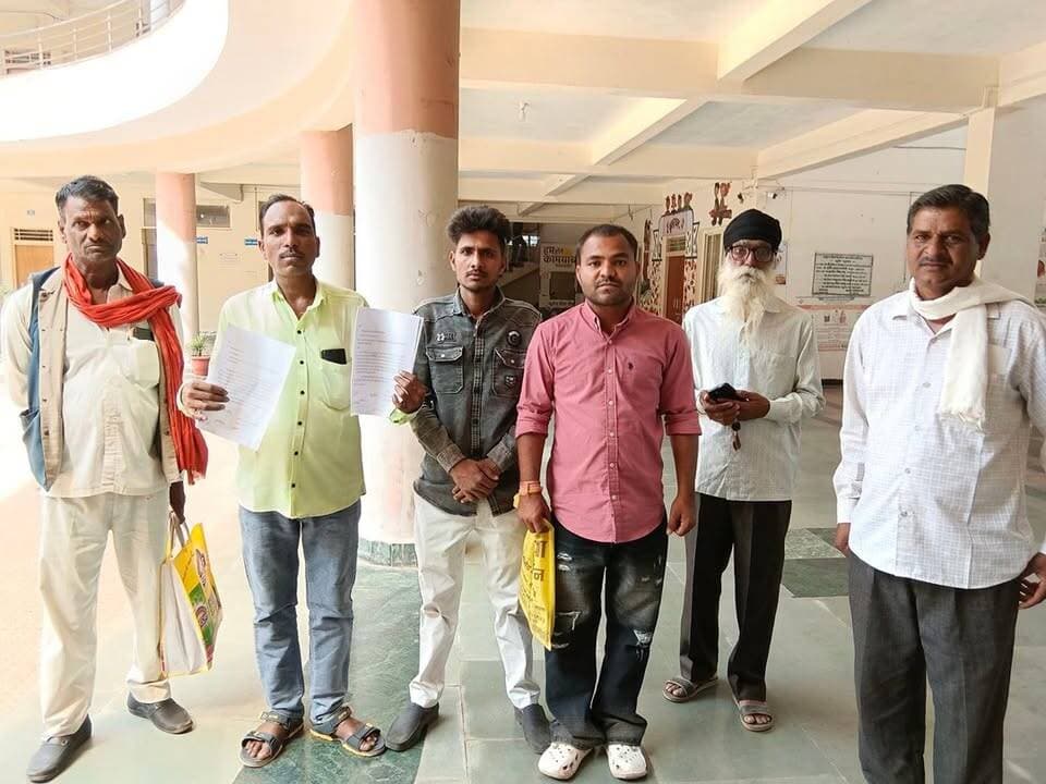 तीन माह से मध्याह्न भोजन की राशि अटकी, स्व सहायता समूहों ने दी हड़ताल की चेतावनी 📰
#ashoknagar #NewsUpdate #fbreelsvideo #fb #न्यूज