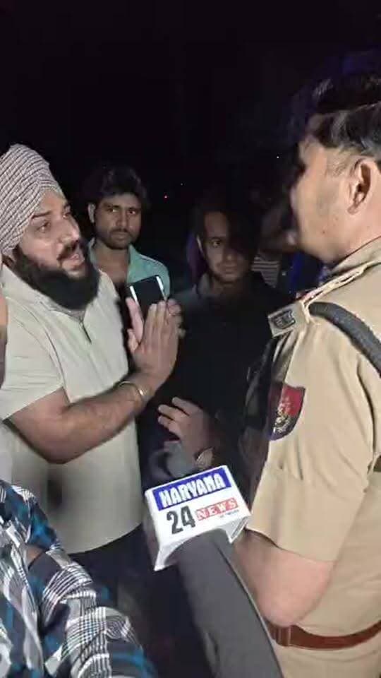 बिजली पानी को लेकर जगाधरी चुना भट्टी चौक पर लगाया जाम पुलिस मौके पर पहुंची