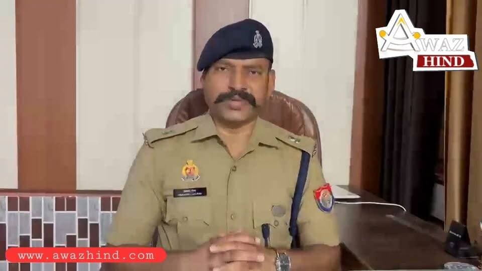#पीलीभीत में 20 साल के अरबाज की ह,त्या राइस मिल में विवाद के बाद खू,नी वारदा,त युवक पर बां,के से हमला कर ह,त्या का आरोप वारदा,त के बाद आरोपी परिवार समेत फरार
घटना से इलाके में फैली सनसनी आरोपियों की तलाश में पुलिस की दबिश जारी |
#pilibhit #UpdateNews #up #UPPolice
#NewsAlert